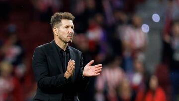 MADRID, SPAIN - OCTOBER 26: head coach Diego Simeone of Atletico Madrid looks on after the UEFA Champions League group B match between Atletico Madrid and Bayer 04 Leverkusen at Civitas Metropolitano Stadium on October 26, 2022 in Madrid, Spain. (Photo by Berengui/DeFodi Images via Getty Images)
