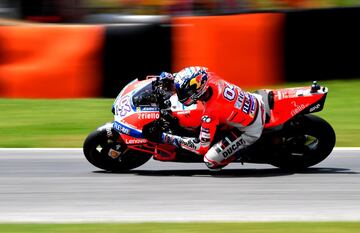 Varias son las veces que el italiano aparece en esta relación, y siempre la pista de Mugello. Dos años antes del récord absoluto, Dovizioso ya se quedó realmente cerca durante la carrera del gran premio de su país.