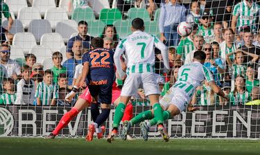 El veterano zaguero se vistió de superhéroe y consiguió el empate ante el Celta en el tiempo añadido.