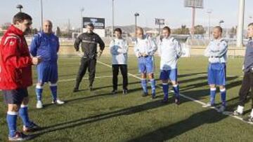 <b>ESTRENO. </b>Marañón habla con Márquez, Lardín y Morales entre otros.