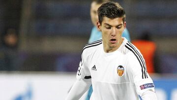 Huele a error de bulto del Madrid: así juega Rafa Mir... escandaloso