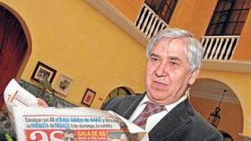 <b>TRANQUILO. </b>Antonio Muñoz analizó ayer para AS la actual situación por la que pasa el Cádiz, de nuevo con rumores de venta.