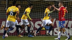 Everton acaba con el invicto de Unión Española en Sausalito