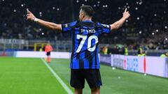 Alexis anota en la Champions y logra una nueva marca