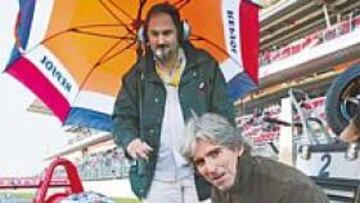 <b>CON TODO UN CAMPEÓN. </b>Damon Hill, campeón del mundo de Fórmula 1 en 1996, estuvo en Montmeló y quiso dar ánimos a Borja García antes de su coronación.