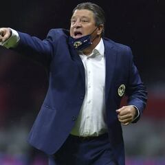 Miguel Herrera livid with the Mexican National Team