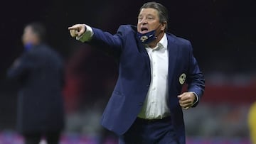 Miguel Herrera livid with the Mexican National Team