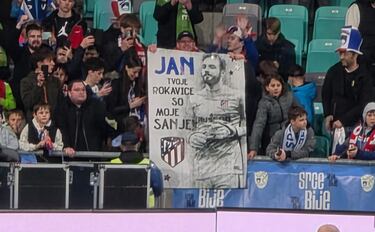 Locura eslovena: “¡Oblak, emperador paralotodo!"