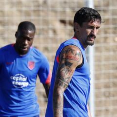 Kondogbia y Savic preocupan: apurarán para ir a Old Trafford