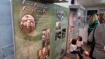 La localidad albaceteña de Almansa ha inaugurado una exposición sobre la figura del gran presidente del Real Madrid. Un recorrido por fotografías, recuerdos...