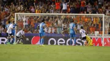 1-2. Joao Cancelo marcó el primer tanto che.