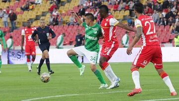 Rafael Santos Borr&eacute; durante el partido entre Santa Fe y Deportivo Cali en El Camp&iacute;n