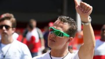 Schumacher niega los rumores pero no descarta regresar en 2010