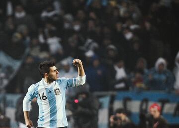 Partidos: 101 | Goles por partido: 0,41 | Goles: 41