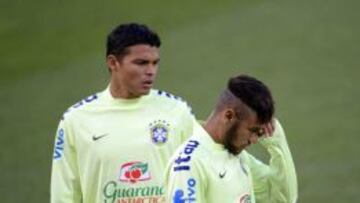 Thiago Silva y Neymar, en un entrenamiento.