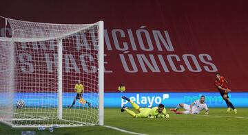 Ferran, dos minutos después, marcó el 2-0.