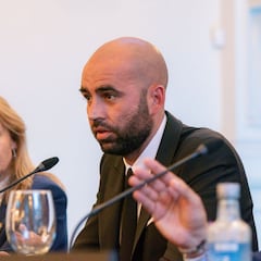 Giráldez: “El Real Madrid es único en el mundo, por eso ha ganado tanto”