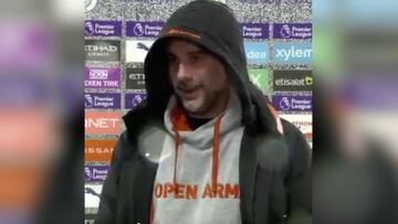 Guardiola sale así a la entrevista post partido y las redes explotan