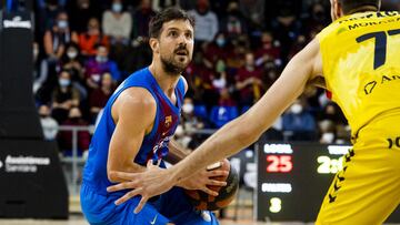 Soberbio partido de Laprovittola, que guió a los azulgranas hasta una cómoda victoria. Morabanc peleó, pero se desinfló tras el descanso.