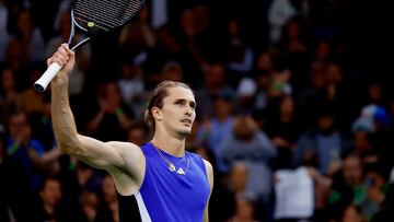 Tennis - Paris Masters - Accor Arena, Paris, France - October 30, 2024 Germany's Alexander Zverev celebrates after winning his round of 32 match against Netherlands' Tallon Griekspoor REUTERS/Stephanie Lecocq