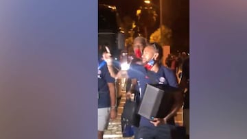 Neymar celebra con el PSG que está en la final de Champions