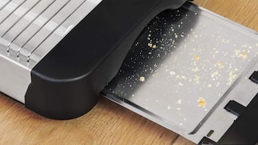 Este tostador horizontal de Cecotec es apto para pan y bollería