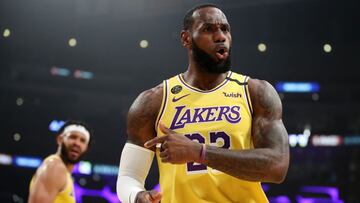 Acorde a reportes de la revista Forbes, LeBron James, superestrella de la NBA, podría convertirse en un billonario antes de cumplir 40 años.