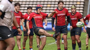Gonzalo Otamendi of Spain U/20 kicks for touch to score in extra time
in the match between Spain and Fiji during the final matchday of the U20 Championship held at Athlone Stadium in Cape Town, South Africa (Photo: EJ Langner/World Rugby)