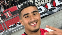 Ajax teenager Unuvar makes history as Barcelona watch on