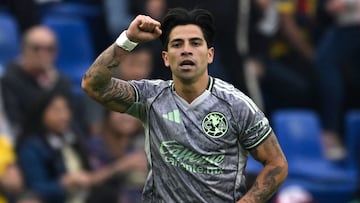 America's Chilean forward #11 Victor Davila celebrates scoring his team's second goal during the Liga MX Clausura tournament football match between America and Necaxa at Banorte Stadium in Mexico City on January 31, 2026. (Photo by Alfredo ESTRELLA / AFP)