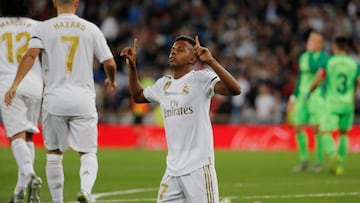 Soccer Football - La Liga Santander - Real Madrid v Leganes - Santiago Bernabeu, Madrid, Spain - October 30, 2019  Real Madrid&#039;s Rodrygo celebrates scoring their first goal   REUTERS/Susana Vera