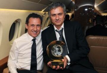 Viaje de regreso de la gala FIFA REAL MADRID  VALDANO Y MOURINHO