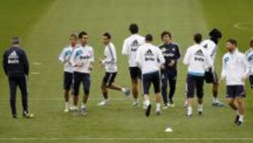 ENTRENAMIENTO REAL MADRID
 CRISTIANO RONALDO PEPE SERGIO RAMOS MODRIC XABI ALONSO ARBELOA COENTRAO BENZEMA DI MARIA KEDHIRA FARIA MOURINHO