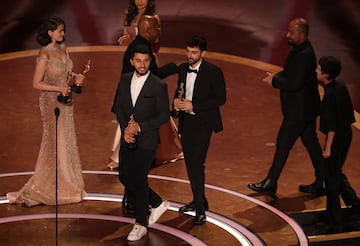 Basel Adra, Rachel Szor, Hamdan Ballal y Yuval Abraham consiguen el oscar por la cinta 'No other land', documental sobre el conflicto israel-palestino.