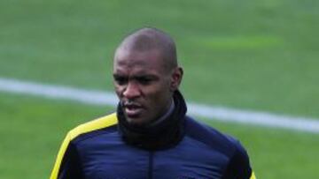 Abidal podría volver a jugar.