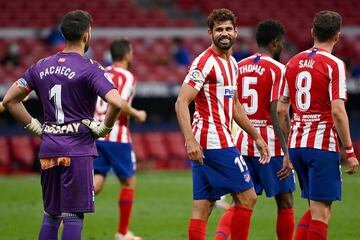 2-0. Diego Costa celebró el segundo tanto que marcó de penalti.A