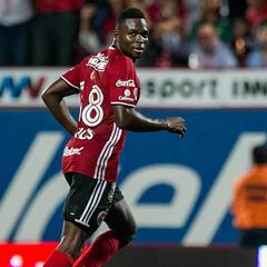 Xolos no afloja el liderato y hunde más a La Fiera en Liga MX