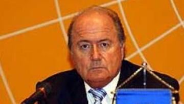<b>TERCERAS NUPCIAS. </b>El presidente de la FIFA acaba con una buena nueva un año en el que la polémica le ha perseguido