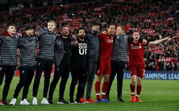 Soccer Football - Champions League Semi Final Second Leg - Liverpool v FC Barcelona - Anfield, Liverpool, Britain - May 7, 2019  Liverpool's Andrew Robertson, Adam Lallana, Mohamed Salah, manager Juergen Klopp, Virgil van Dijk and James Milner celebrate i