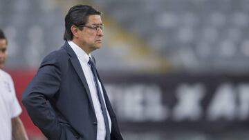 Querétaro destituye a Luis Fernando Tena