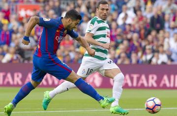 Luis Suárez y Arbilla durante el Barcelona-Eibar.