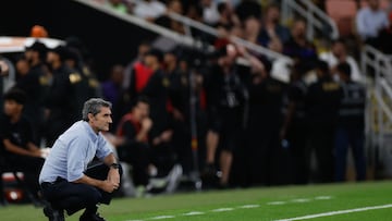 Ernesto Valverde durante la semifinal de la Supercopa de España entre el Athletic y el Barcelona.
