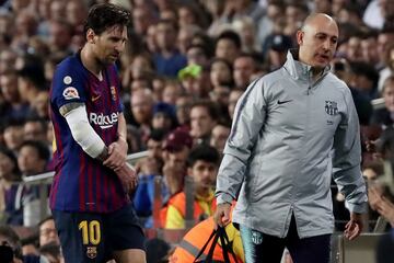 Messi, en una mala caída en la primera parte del encuentro, se lesionó el brazo derecho y tuvo que ser sustituido.