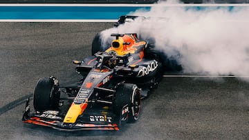 Trompos de Max Verstappen tras la carrera en Yas Marina.