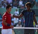 Nishikori levanta cinco match-balls a Monfils y avanza