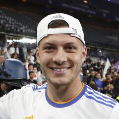 SER: Mariano se queda, Jovic quiere salir y Mayoral se lo piensa