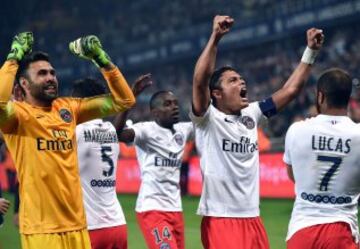 El PSG se proclamó campeón de la Ligue 1 tras gana 1-2 al Montpellier. 