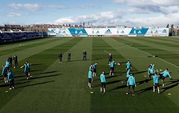 Real Madrid's players take part in a training session at Valdebebas sport city in Madrid on January 26, 2018.