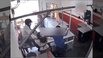 Se metió a robar y salió corriendo: mujeres enfrentan a ladrón en carnicería de Chiapas