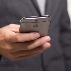 Subida de tarifas telefónicas: ¿qué compañías suben los precios, cuándo se aplica y a qué clientes afecta?